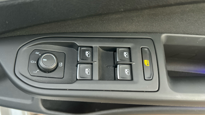 Volkswagen Golf 1.5 TSI 150 Life 5dr Petrol Hatchback